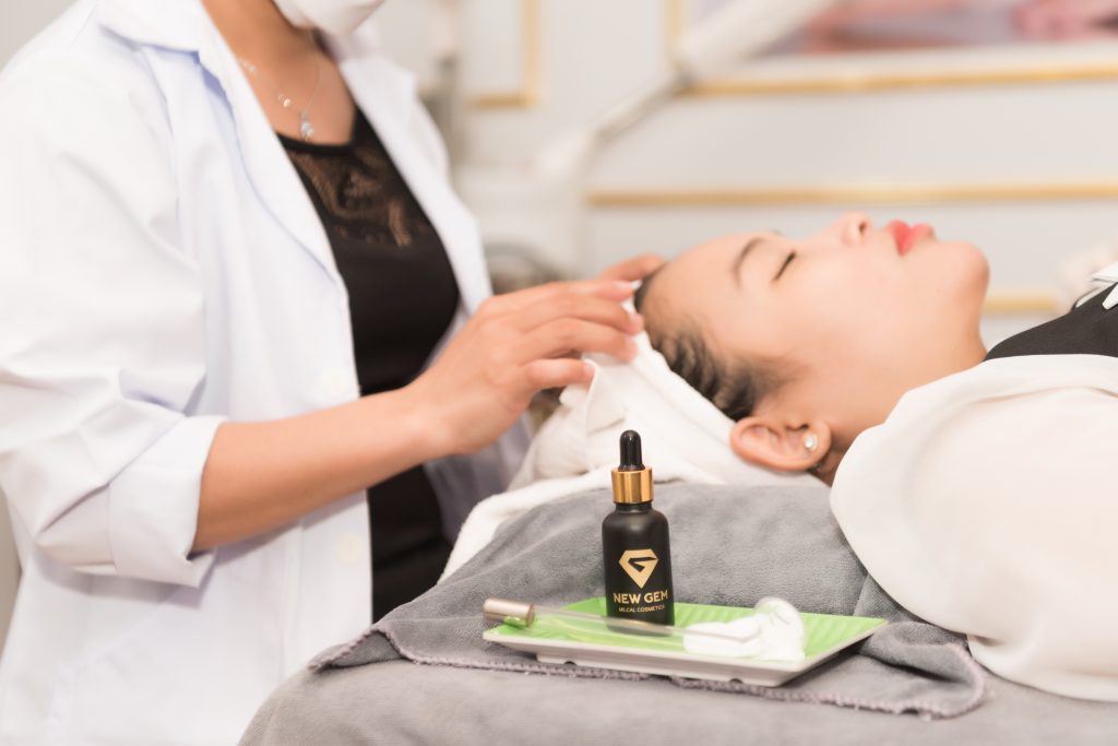 Serum Đẩy Lùi Mụn New Gem 19 HUY 9614