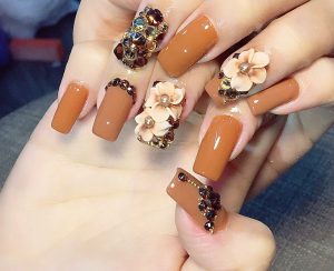 Dạy nail chuyên nghiệp từ cơ bản dến nâng cao.