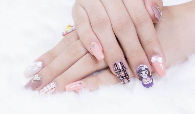 Để học làm móng chuyên nghiệp cần cần có những yếu tố gì? 1 huong dan lam nail co ban
