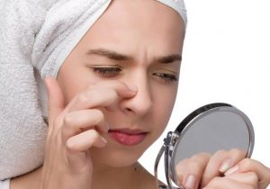 Có nên sử dụng kem đặc trị mụn cho da dậy thì hay không?