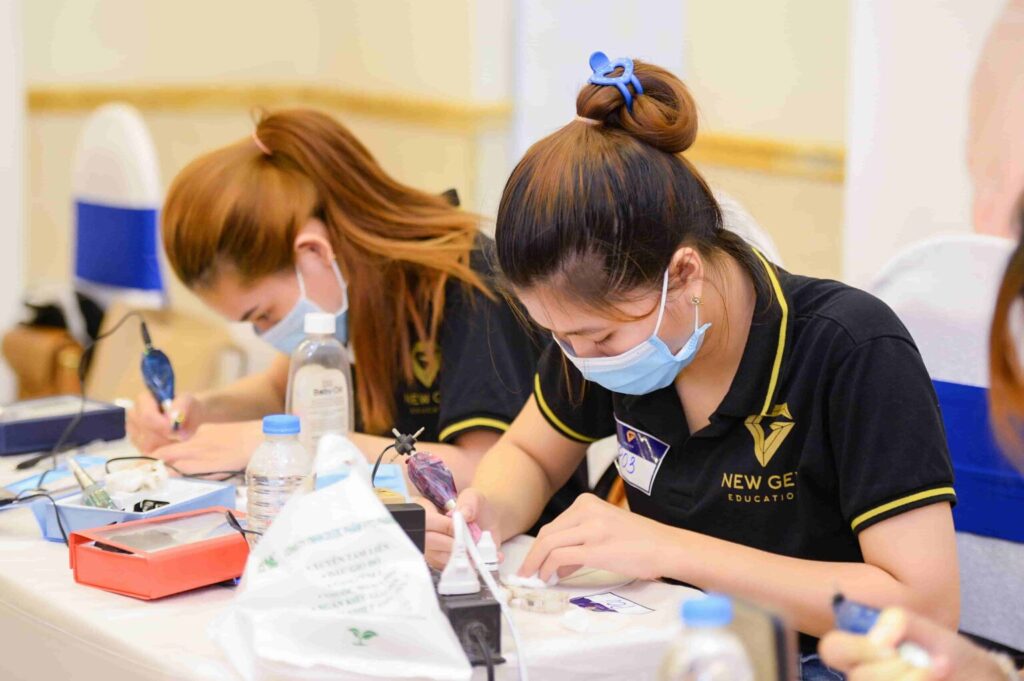 Khóa học Phun Xăm Chuyên Nghiệp 34 NEW GEM156 min 1536x1022 1